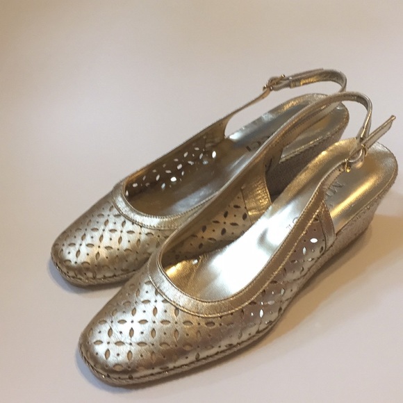 Nice Sesto Meucci wedges - Picture 3 of 5